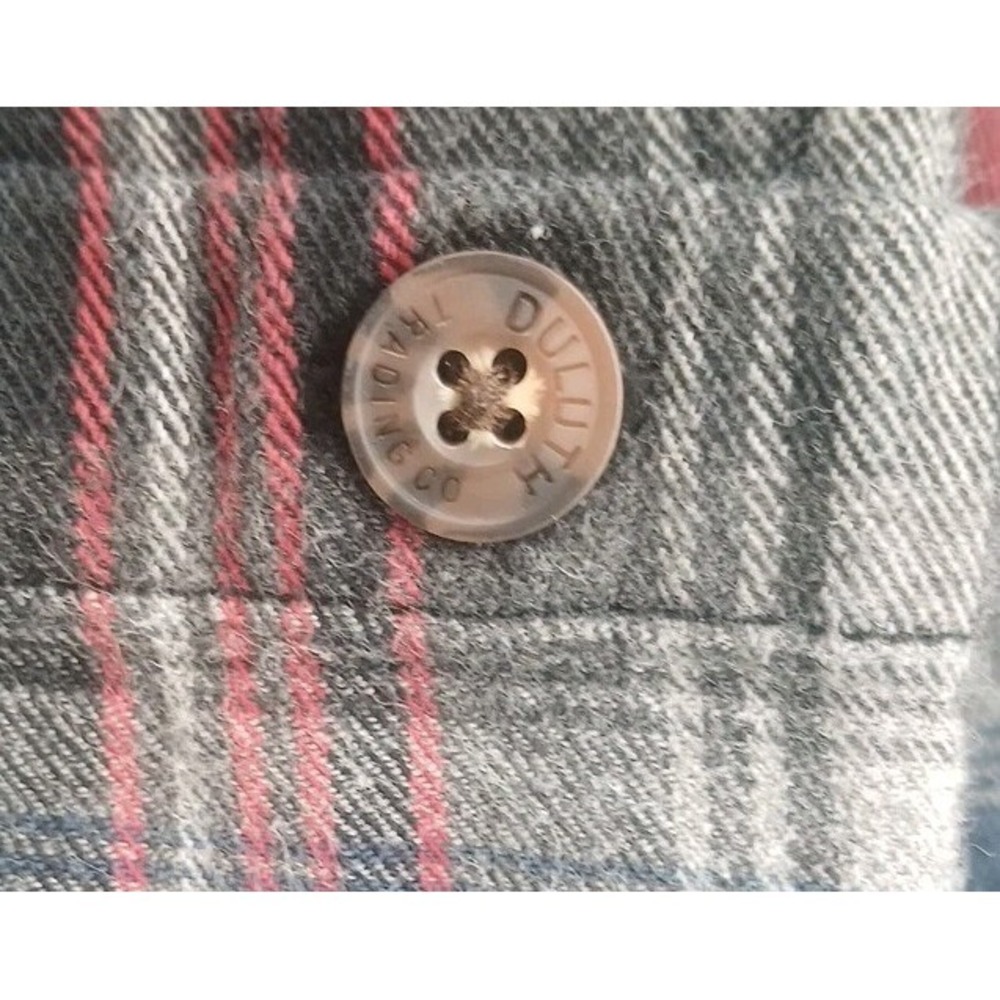 Duluth Trading Company Men's Rugged Black Red Plaid Long Sleeve Relaxed Fit Med - Picture 3 of 11